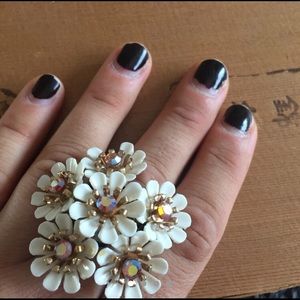 Large Adjustable Vintage 60s flower daisy ring
